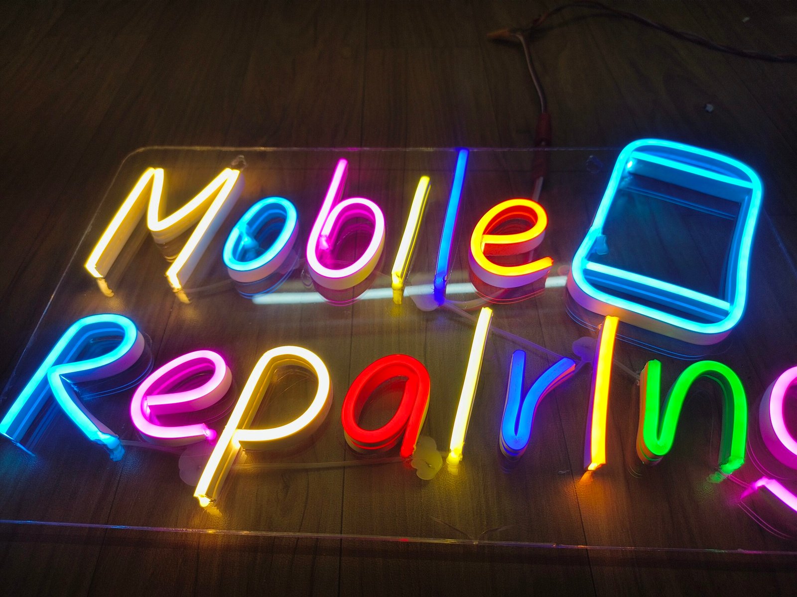 Mobile Repairing Neon Light | Premium LED Sign for Repair Shops - Image 3